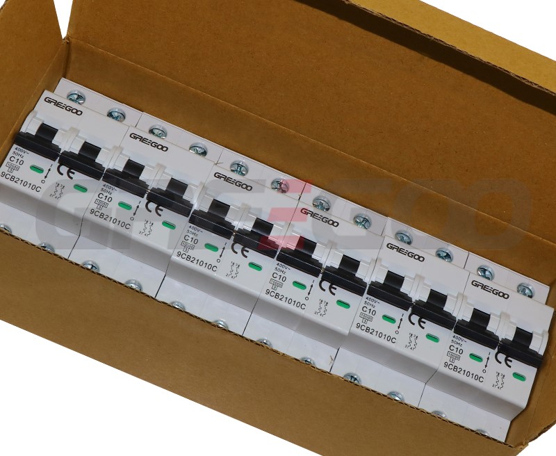 9CB21010C-10kA MCB Packing