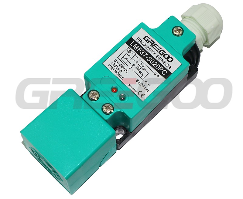 Inductive proximity sensor LMF37